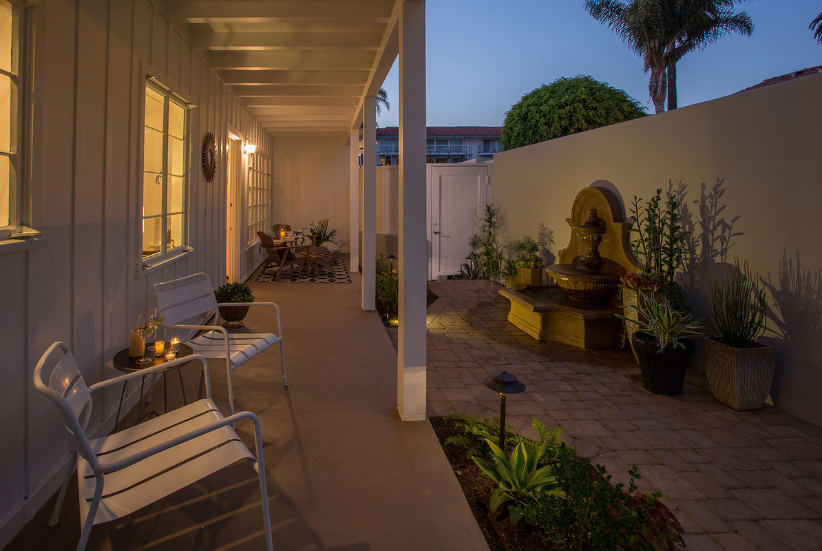 Paradise Retreats The Hideaway at West Beach in Santa Barbara